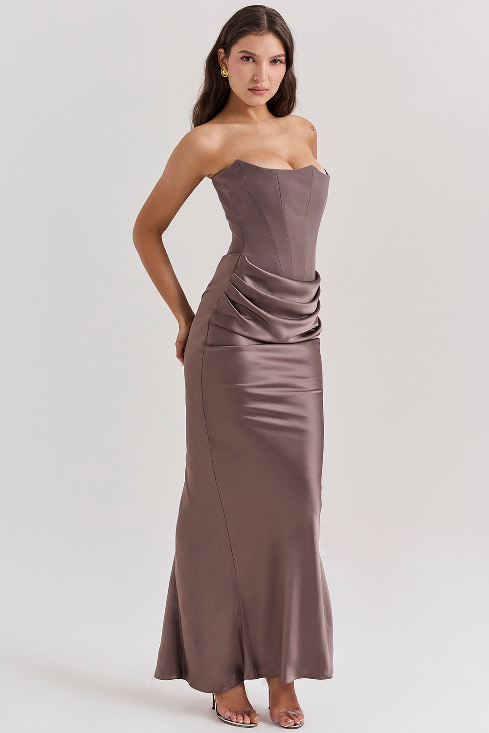 Lilly’s Trendy Glamour Dress