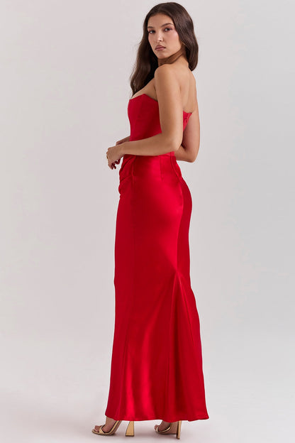 Lilly’s Trendy Glamour Dress