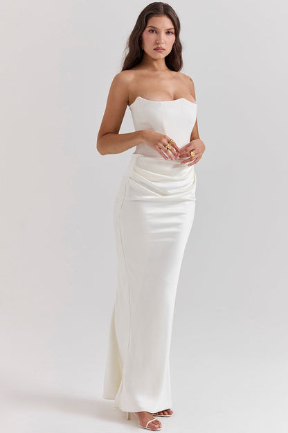 Lilly’s Trendy Glamour Dress